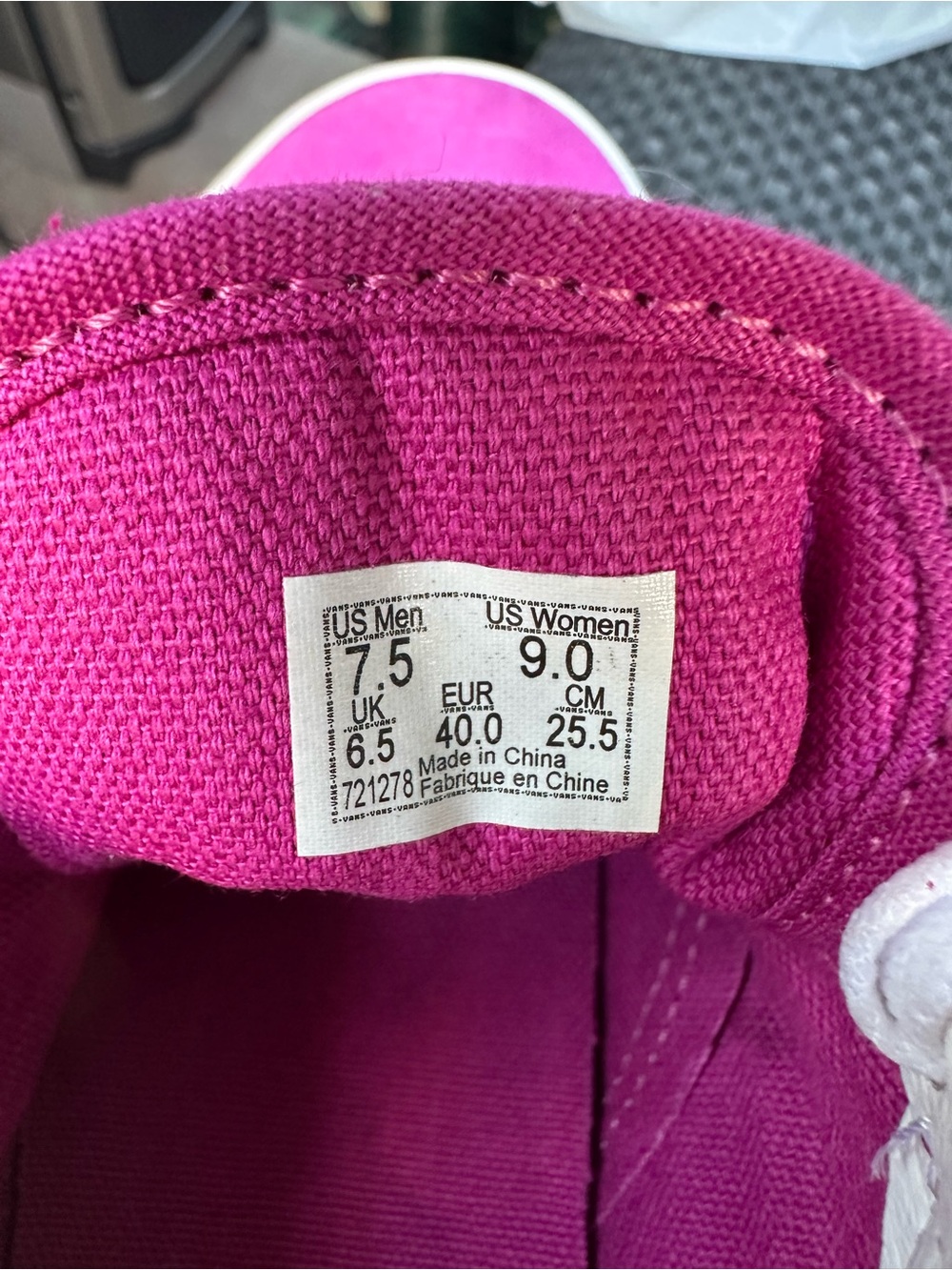 Vans Magenta Suede Floral Embroidered Low-Top Sneakers - Picture 6 of 7